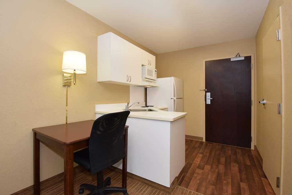 Extended Stay America Suites - Atlanta - Perimeter - Crestline Room photo